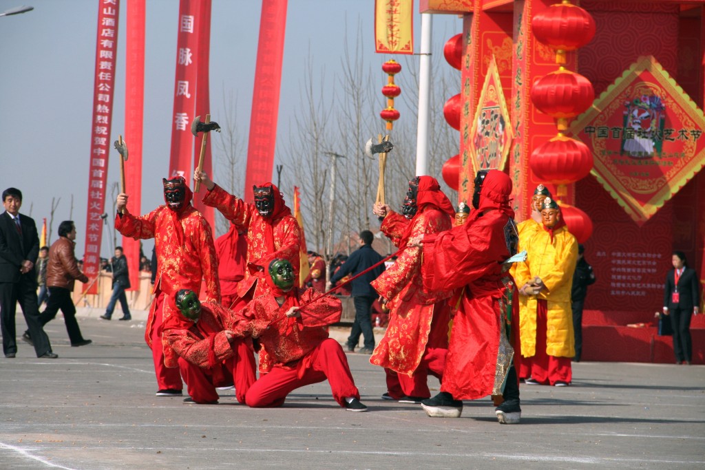 万载开口傩:“舞蹈史上的活化石”,“万载新傩舞”屡获嘉奖_快讯_中国傩戏网