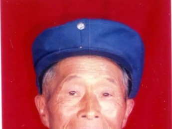 杨春文 国家级耳子歌代表性传承人