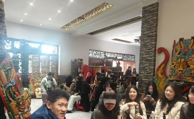 德州学院学子以《傩雕焕彩 百匠传薪——安顺脸子傩雕品牌策划案》拿下全国一等奖