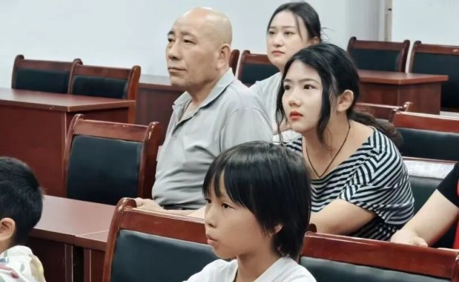  安徽大学“皖陈傩典”调研团开启池州傩戏趣味科普课堂，带领大家全方位解锁傩戏魅力